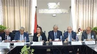 رجال الأعمال: رسوم أمريكا فرصة ذهبية لإعادة هيكلة الصادرات 