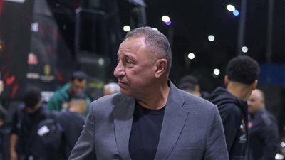 الخطيب ينهي أزمة سفر بعثة الأهلي لجنوب إفريقيا بـ طائرة خاصة