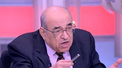 وضع مسرحي ..الفقي: لقطة زيلينسكي مع ترامب ستظل حاضرة في تاريخ العلاقات الدولية