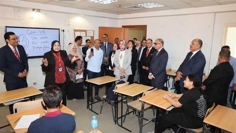 مدرسة النيل في المنيا