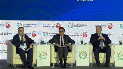 وزير الصحة يستعرض تجربة مصر في العدالة الصحية خلال 