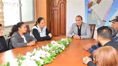 رئيس مدينة بورفؤاد يهنئ موظفي المحلي المسيحيين بعيد القيامة