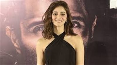 الممثلة الهندية 