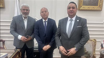 محافظ القاهرة يستقبل قيادات من «المؤتمر».. ويستجييب لطلب من كنيسة «سمعان»