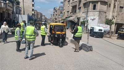 ضبط 13 توكتوك مخالف خلال حملة لمتابعة الالتزام بالتعريفة الجديدة بالبحيرة |صور