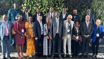 عتابى يبحث مع رئيس غرف شرق أفريقيا فتح الأسواق أمام الصادرات المصريه