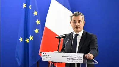 السجون الفرنسية تحت الحصار.. وزير العدل يتهم الجماعات المسلحة بتحدي الدولة