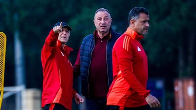 جلسة خاصة للخطيب .. كواليس تدريب الأهلي الأول في بريتوريا |صور