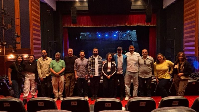 تحضيرات مسرحية الست