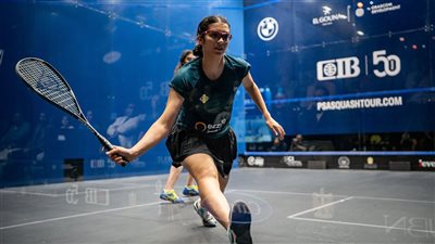 مفاجأة.. أمينة عرفي تهزم نور الشربيني وتصعد لنصف نهائي بطولة الجونة للإسكواش