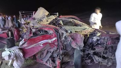 مصرع شخص وإصابة 5 في حادث تصادم سيارتين بمحافظة أسوان