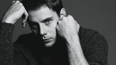 بعد شهر من مغادرته Loewe  “جوناثان أندرسون”  المدير الإبداعي لدار أزياء Dior