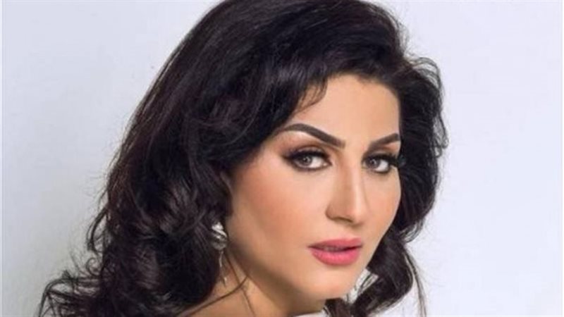 وفاء عامر