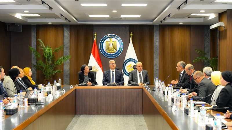 وزير البترول