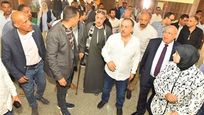محافظ أسيوط يتفقد التجهيزات النهائية لأعمال تطوير النصب التذكاري لقرية بني عدي
