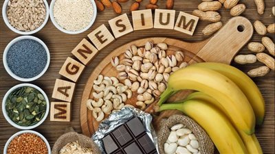 منها الموز والسبانخ والمكسرات.. أطعمة نباتية تزيد من المغنسيوم في جسمك