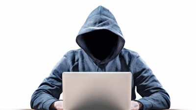 خلي بالك من «البلوك » .. كيف تحمي نفسك من الابتزاز الإلكتروني؟