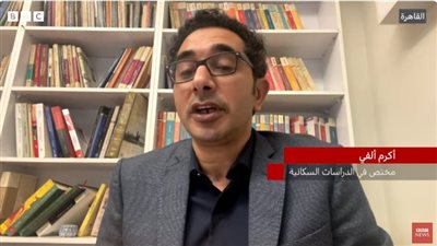 أكرم ألفي: قرار الإنجاب أصبح أصعب بكثير في عالم اليوم