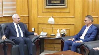 رئيس جامعة المنيا: نولي أهمية كبيرة لنشر ثقافة الجودة وسلامة المرضى