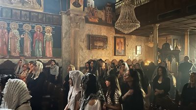 هنا غزة.. صلاة وسط الدمار في جمعة الآلام بكنيسة القديس برفيريوس