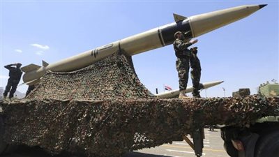 صاروخ حوثي يستنفر صفارات الإنذار في إسرائيل.. والجيش يعلن اعتراضه خارج المجال