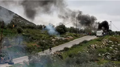 اقتحامات وقصف واعتقالات.. تصعيد إسرائيلي في الضفة وقطاع غزة