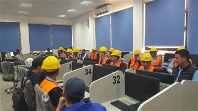 نشاطًا مكثفًا لمركز إعلام الإسماعيلية في توعية الشباب وورش عمل لريادة الأعمال