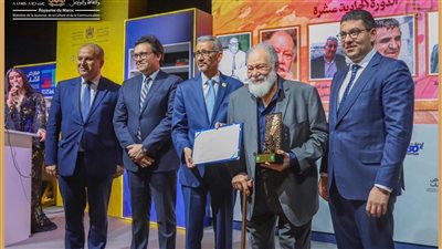 وزير الثقافة : الفخراني يُمثل رمزًا للإبداع المصري والعربي الرفيع