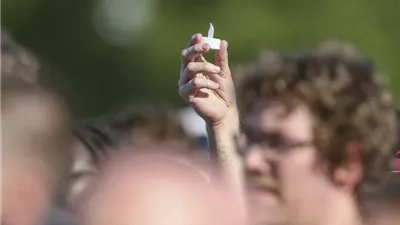 تظاهرة حداد في جامعة فلوريدا لتكريم قتلى حادث إطلاق النار