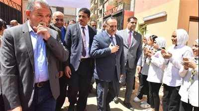 بـ 18 مليون جنيه.. محافظ أسيوط يفتتح مدرسة الإعدادية الجديدة بنين بمنفلوط 