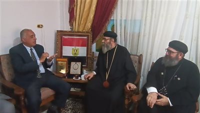 سكرتير مساعد شمال سيناء يهنئ الأخوة الأقباط بعيد القيامة المجيد