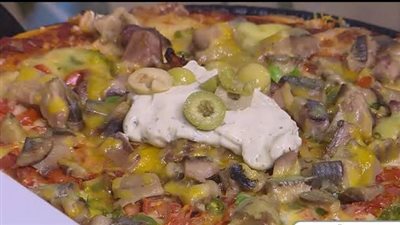 فى شم النسيم 2025.. اعرفي طريقة عمل بيتزا الرنجة فى البيت 