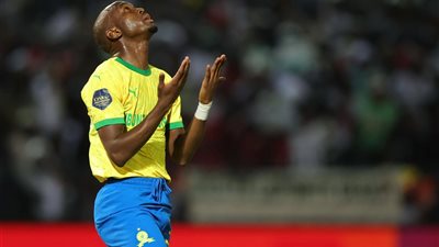 تشكيل أصحاب الأرض.. شالوليلي يقود هجوم صن داونز أمام الأهلي 