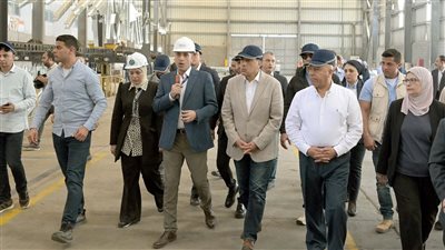 إنجاز استثنائي.. رئيس الوزراء يتفقد مصنعي «الوايلر فريد حسنين للطلمبات»