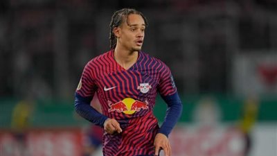 تشافي سيمونز يقترب من الرحيل عن لايبزيج صوب الدوري الانجليزي