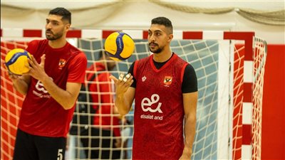 فريق جال طائرة الأهلي يختتم تدريباته استعدادًا لمباراة الفتح المغربي