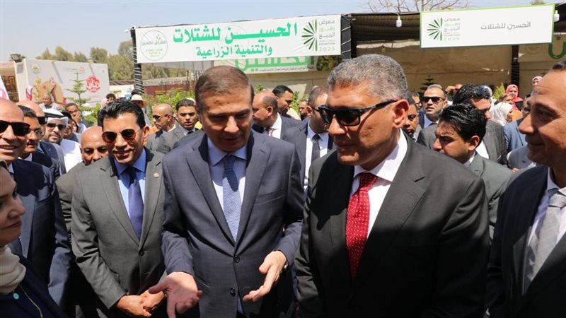 وزير الزراعة ومحافظ