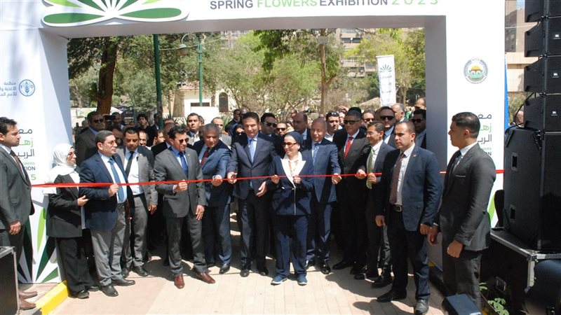 افتتاح معرض الزهور