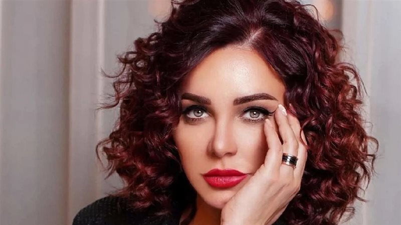 سولاف فواخرجي 