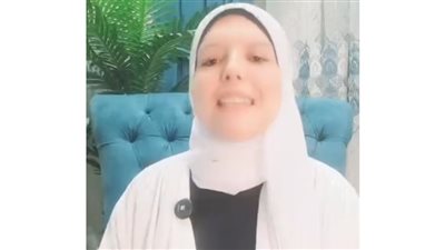 فاطمة موسى توضح حكم الحديث بين الخاطب وخطيبته قبل عقد القرآن|الفيديو