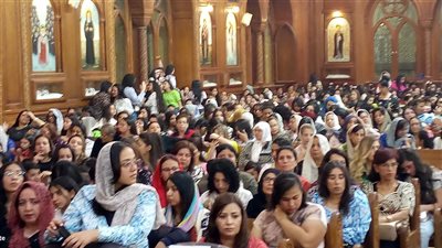 الفيوم تحتفل بعيد القيامة.. ومشاركة رسمية وشعبية واسعة في قداس المطرانية |صور