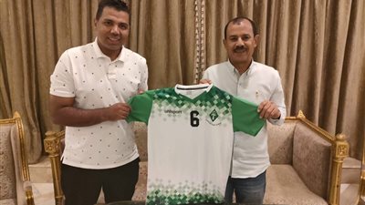 أحمد أبو مسلم ينتقد 