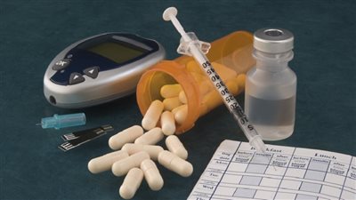 هل حقن الأنسولين غير متوفرة في الأسواق؟ وزير الصحة يجيب