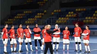 بعثة المنتخب الوطني للصالات النسائية تطير إلى المغرب