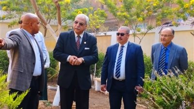 مدير تعليم القليوبية  يتفقد مدارس إدارة بنها التعليمية لمتابعة انتظام العملية 