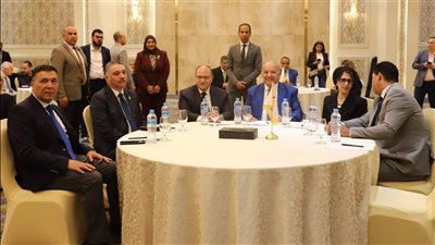 رئيس هيئة الدواء المصرية يشارك في المائدة المستديرة لـ«Pharma Vision 10» 