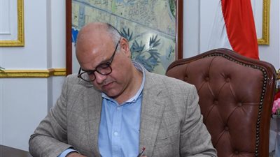 محافظ الإسكندرية يهنئ الرئيس السيسي والشعب المصري بعيد العمال