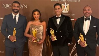 تكريم دينا الشربيني و كريم فهمي في حفل نيش العالمية  بميلانو |صور