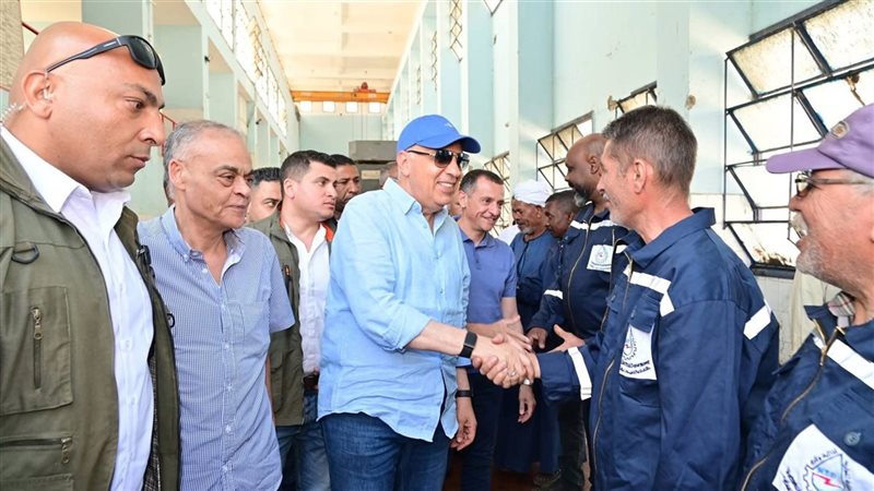 وزير الري 