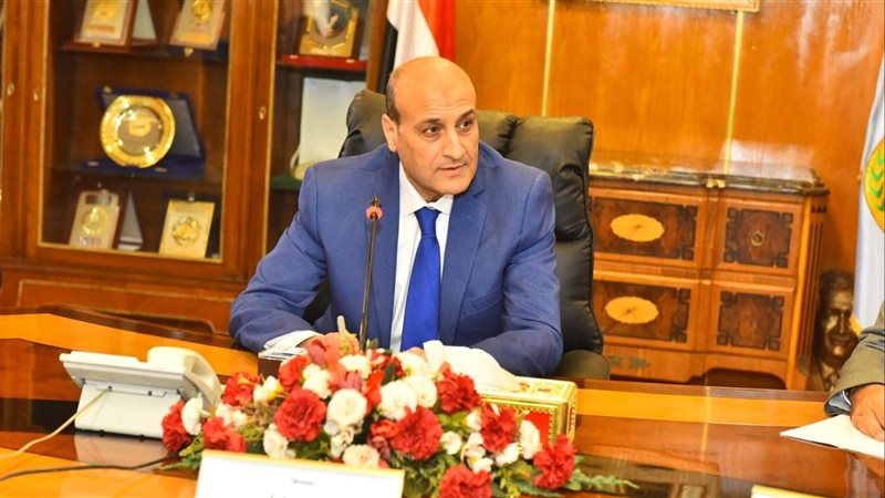 محافظ أسيوط 